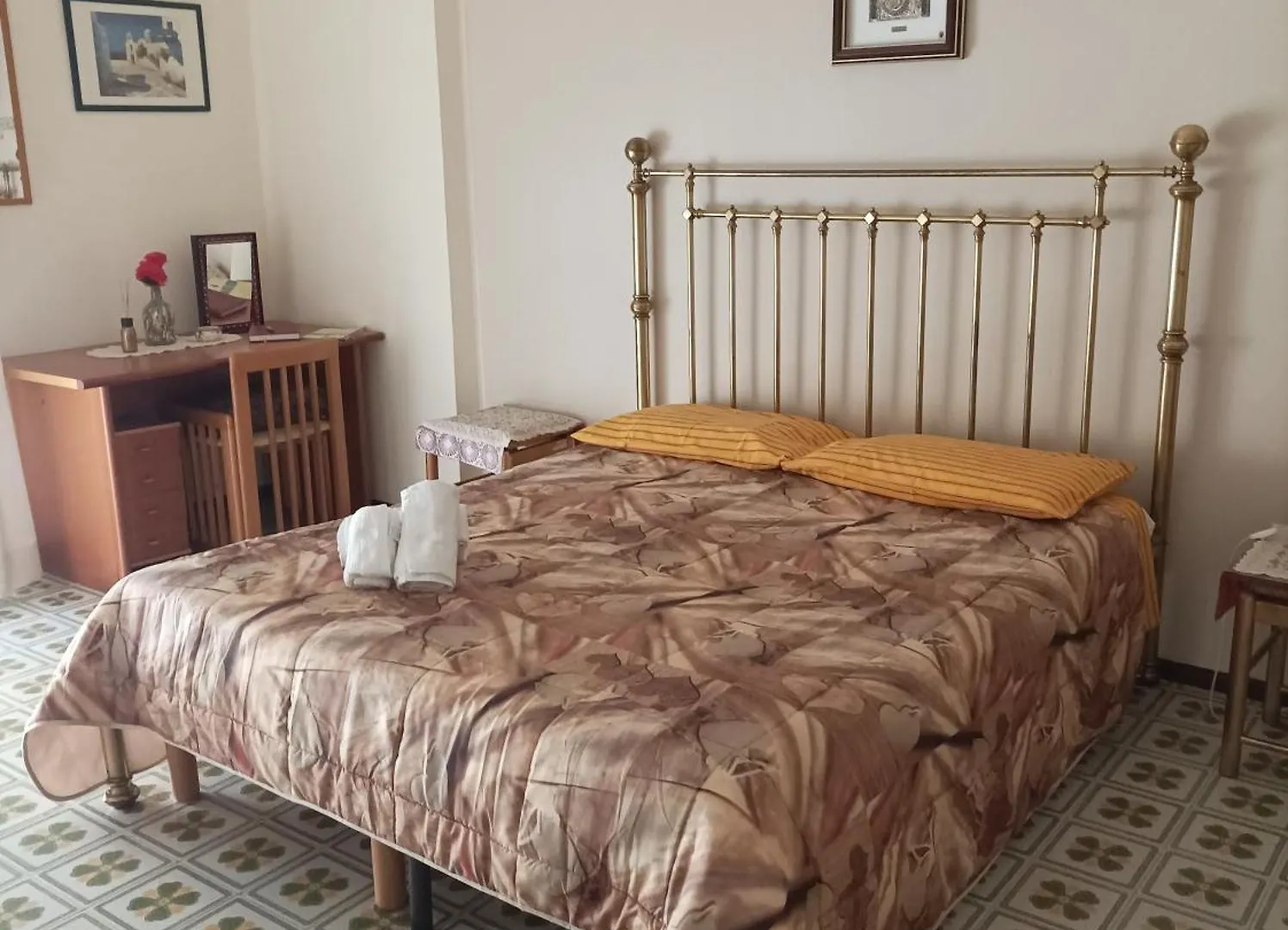 Signorile Appartamento In Condominio Rallo Palermo Pansiyon