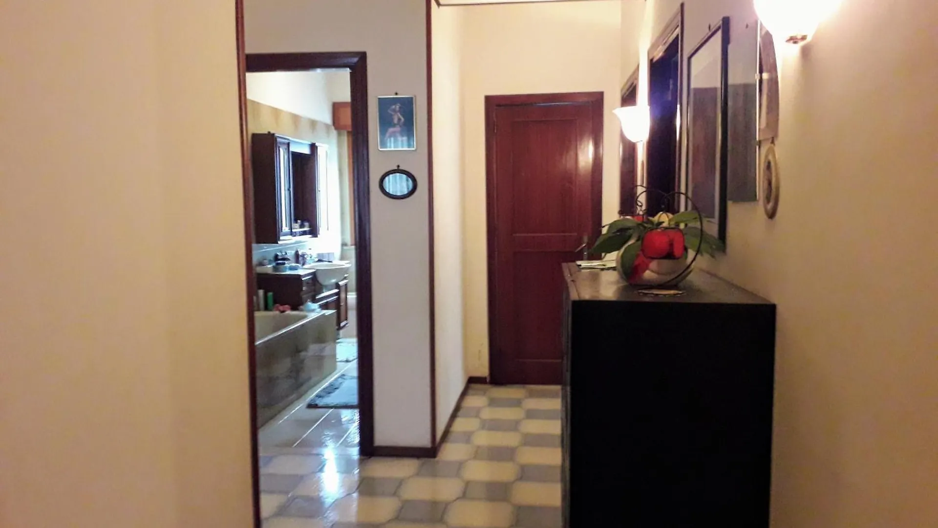Signorile Appartamento In Condominio Rallo Palermo Pansiyon